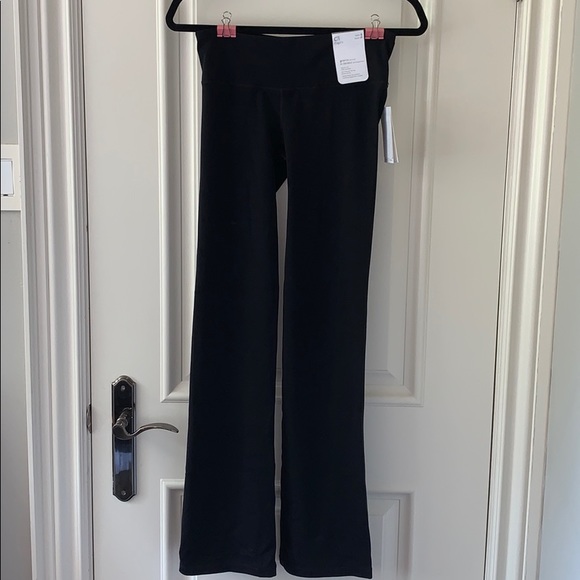 NWT GapFit gDance slim boot pants - Picture 1 of 2